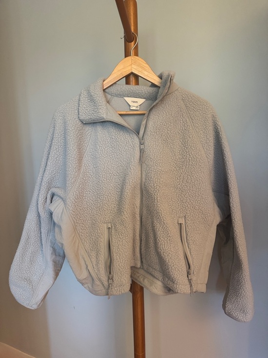 Vuori Jackets & Blazers - Vuori Light blue Teddy Jacket with Zip Pockets